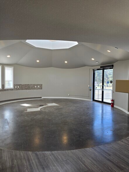 110 Pelican Pl, Sylvan Lake, AB à louer - Photo de l’immeuble – Image 2 sur 26