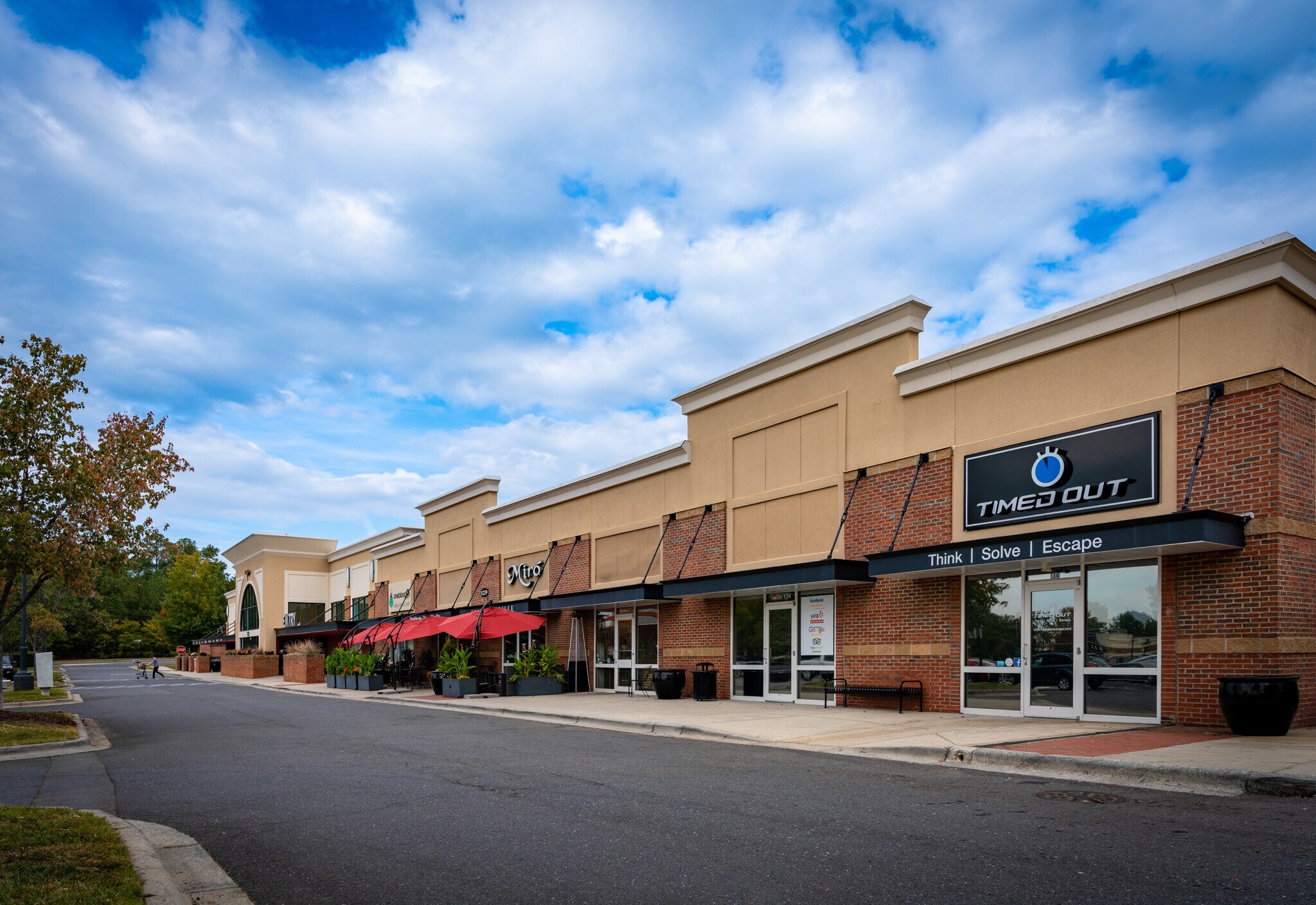 3419-3429 Toringdon Way, Charlotte, NC à louer Photo principale– Image 1 sur 3