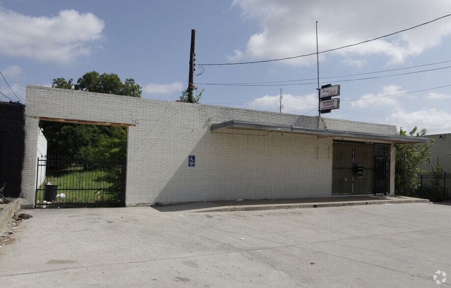 5033 E Rosedale St, Fort Worth, TX à vendre - Photo de l’immeuble – Image 2 sur 2