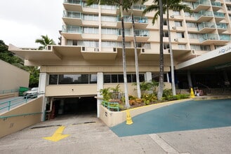 444 Kanekapolei St, Honolulu, HI à louer Photo de l’immeuble– Image 2 sur 58