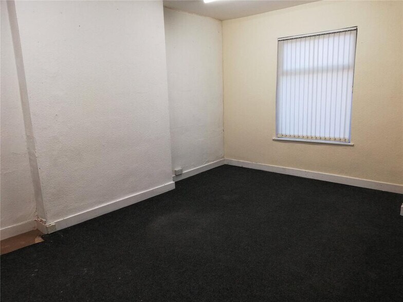 13 Comberton Hl, Kidderminster à louer - Photo de l’immeuble – Image 3 sur 7