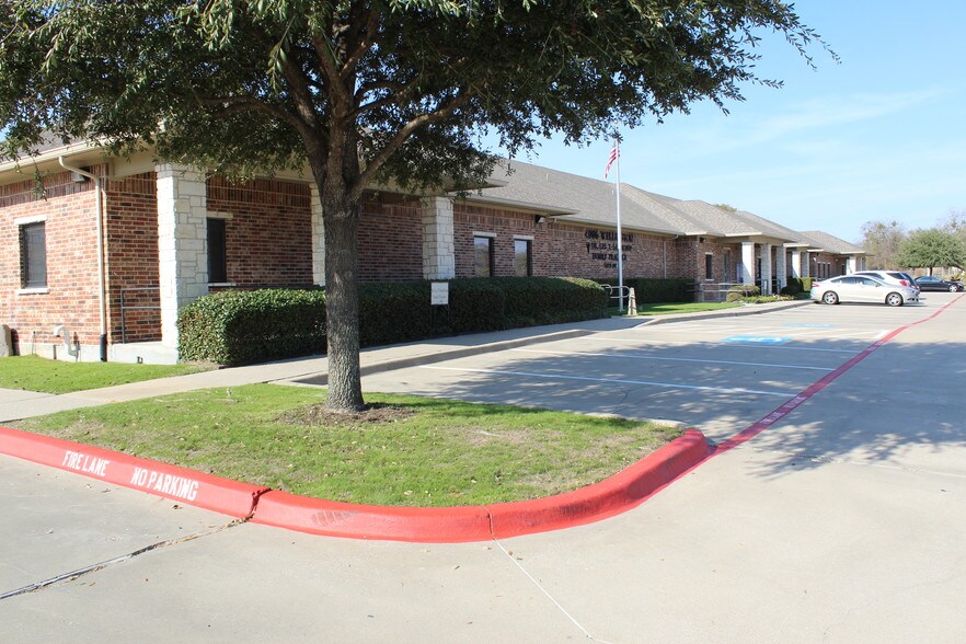 4006 Wellington St, Greenville, TX à louer - Photo de l’immeuble – Image 3 sur 17