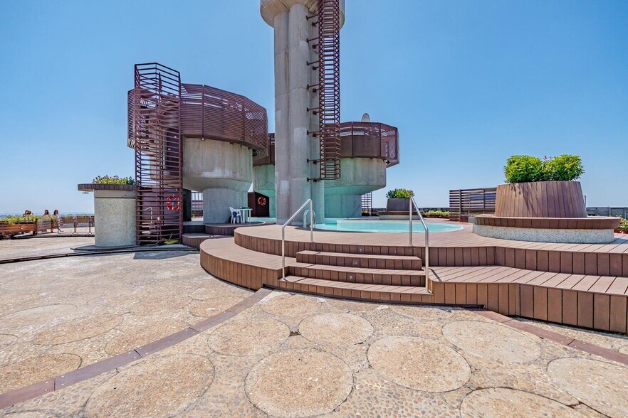 Avenida de América, 37, Madrid, Madrid à louer - Photo de l’immeuble – Image 3 sur 8