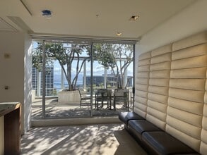 One Front St, San Francisco, CA à louer Photo de l’immeuble– Image 2 sur 7