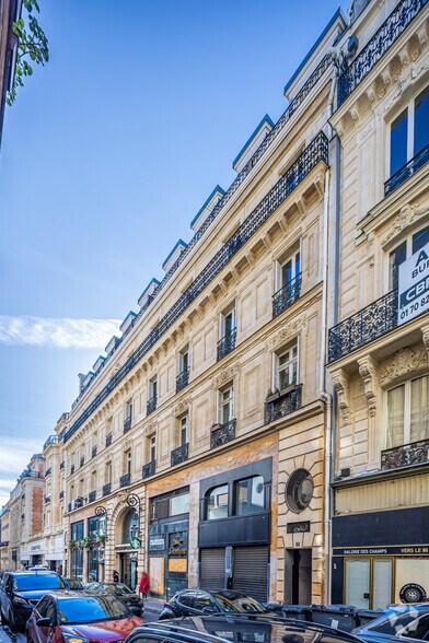 76-78 Avenue Des Champs Elysées, Paris à vendre - Photo de l’immeuble – Image 2 sur 6