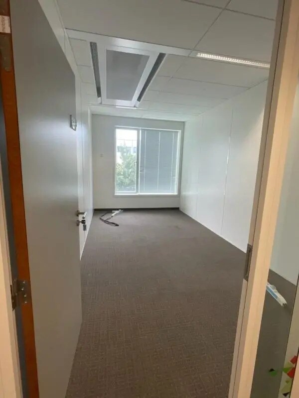  dans Nanterre à vendre Photo principale– Image 1 sur 1