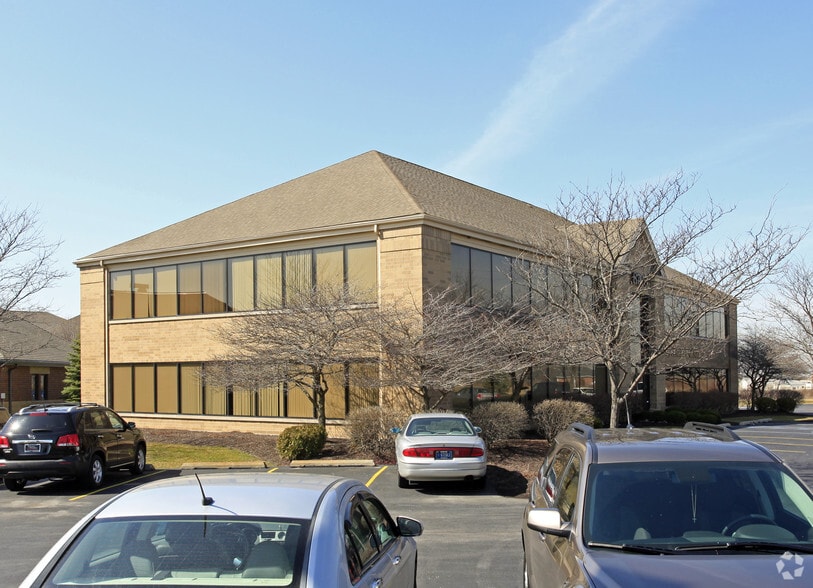 8700 Broadway, Merrillville, IN à vendre - Photo de l’immeuble – Image 1 sur 9
