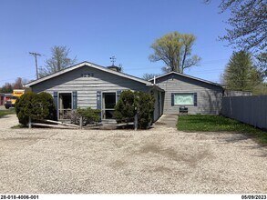 4282 Dove Rd, Port Huron, MI à louer Photo intérieure– Image 1 sur 13