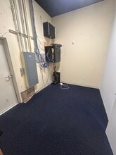 3800 Osborne Dr W, Hastings, NE à louer Photo intérieure– Image 2 sur 5