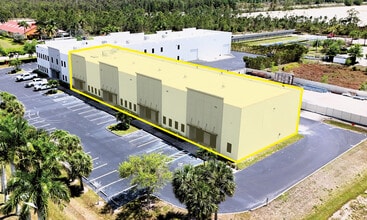 14580 Global Pkwy, Fort Myers, FL à louer Photo de l’immeuble– Image 1 sur 3