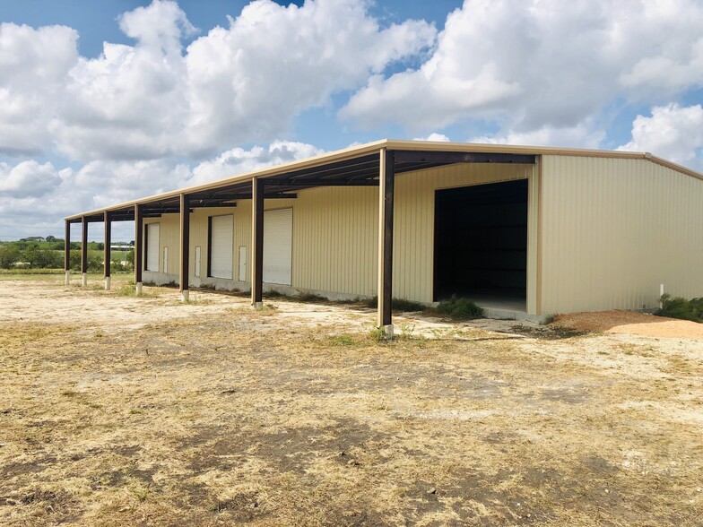 7049 Fm 1044, Marion, TX à louer - Photo de l’immeuble – Image 2 sur 6
