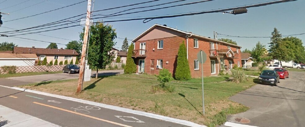 100 58e Av, Saint-eustache, QC à vendre - Photo de l’immeuble – Image 2 sur 6