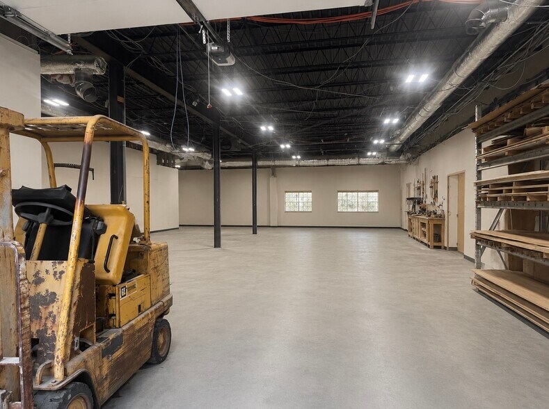 225 Main Ave, Norwalk, CT à louer - Photo de l’immeuble – Image 2 sur 7