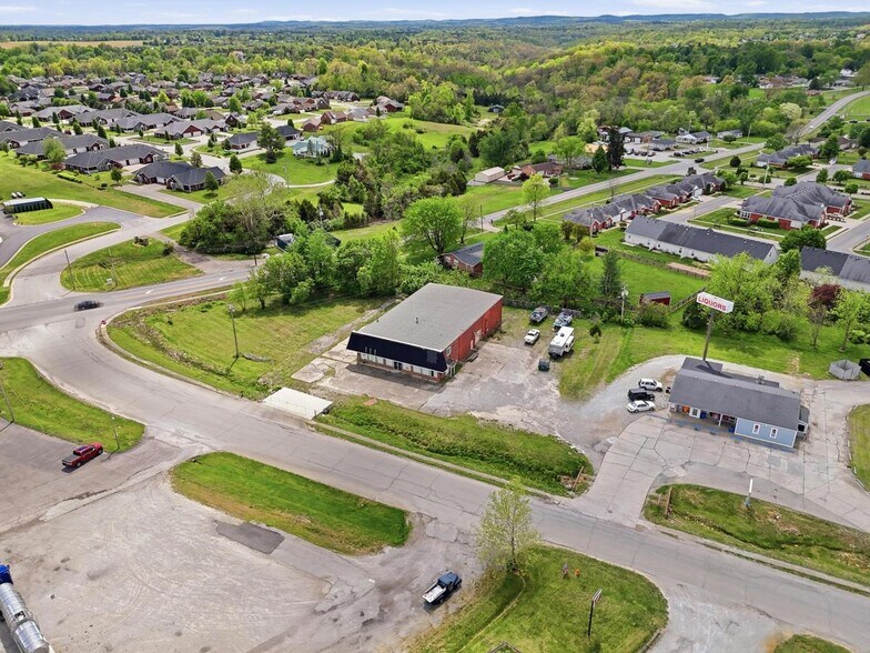 149 Delaina Dr, Mount Washington, KY à vendre - Photo de l’immeuble – Image 2 sur 19