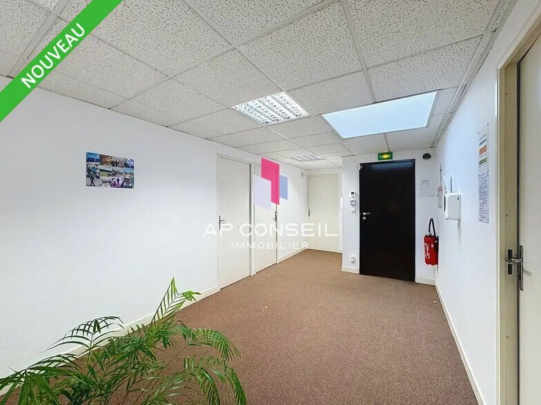 Bureau dans Rambouillet à vendre - Photo intérieure – Image 3 sur 12