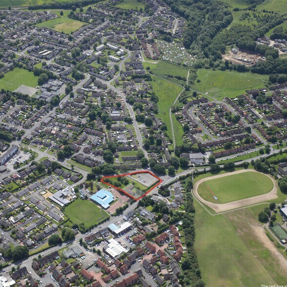 26 Carr House Dr, Durham à vendre - Photo de l’immeuble – Image 2 sur 8