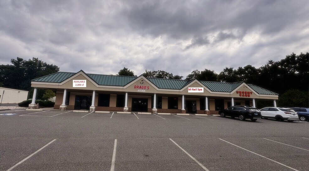 7 Mill Pond Ln, Granby, CT à louer - Photo de l’immeuble – Image 2 sur 6