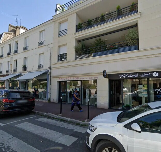 Local commercial dans Saint-Maur-des-Fossés à louer - Photo de l’immeuble – Image 1 sur 10