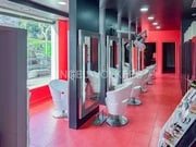 Interior local