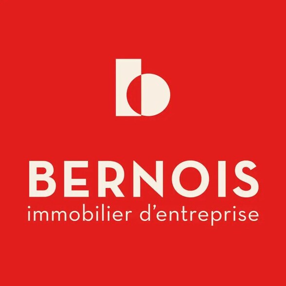 Bureau dans Six-Fours-les-Plages à louer - Photo de l’immeuble – Image 2 sur 2