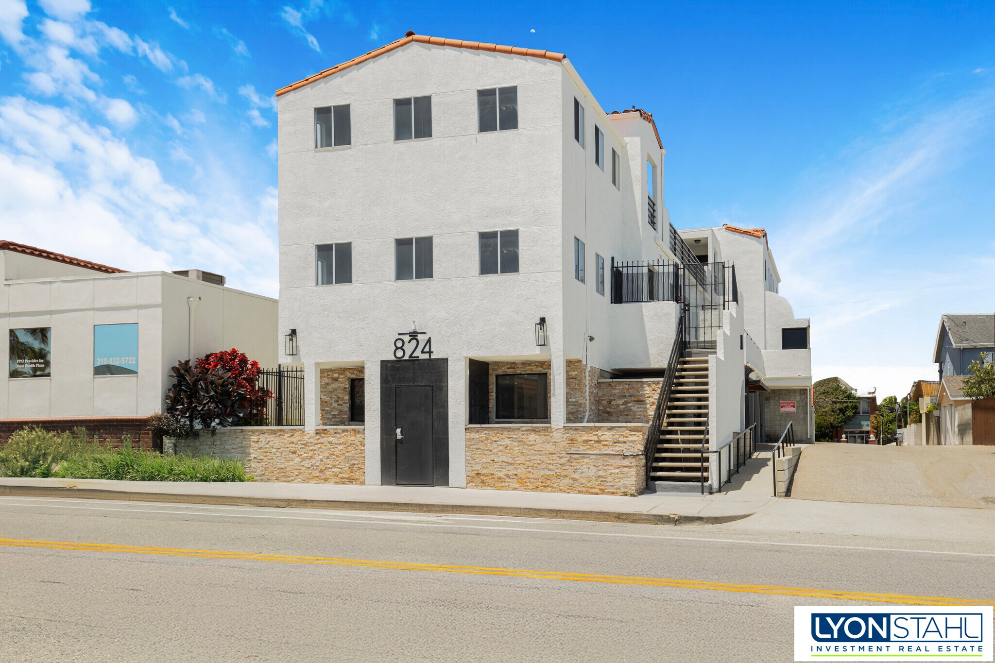 824 W 9th St, San Pedro, CA à louer Photo de l’immeuble– Image 1 sur 6