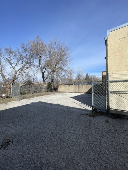 4148 S 70th East Ave, Tulsa, OK à louer - Photo de l’immeuble – Image 3 sur 4