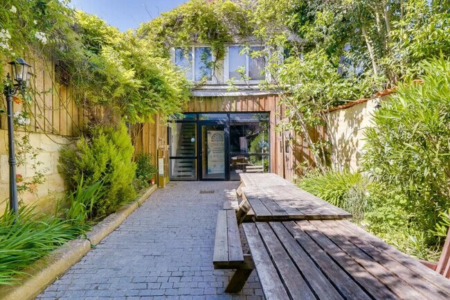 Plus de détails pour Bureau à louer