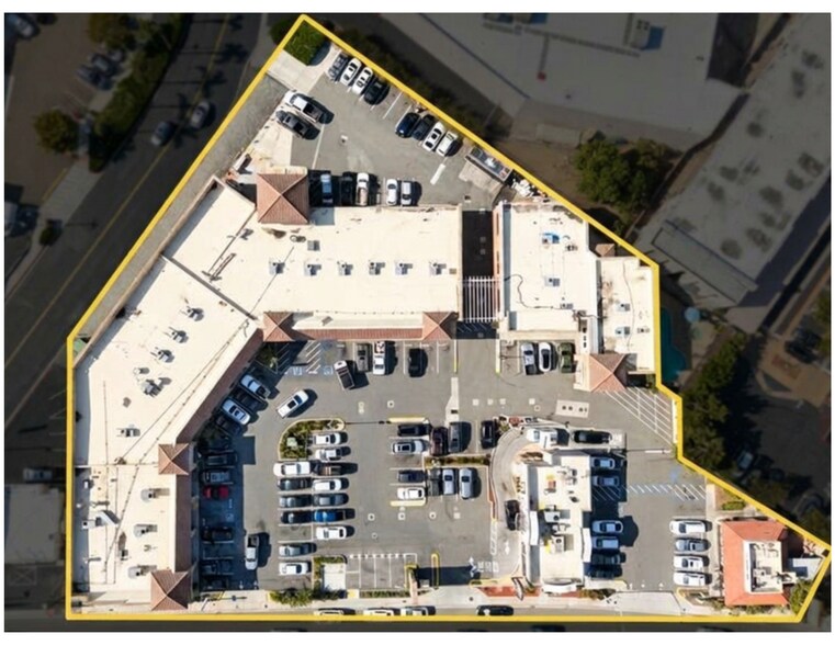 3146 Midway Dr, San Diego, CA à vendre - Photo de l’immeuble – Image 2 sur 12