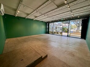 2400 Main St, Santa Monica, CA à louer Photo intérieure– Image 2 sur 7