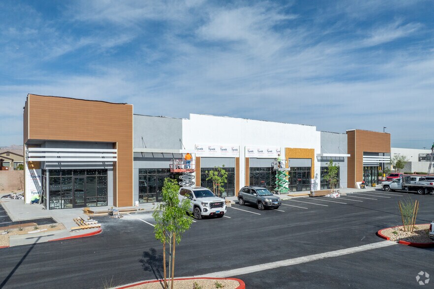 9074 S Rainbow Blvd, Las Vegas, NV à louer - Photo de l’immeuble – Image 2 sur 26
