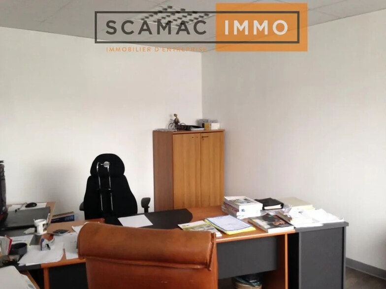 Local d'activités dans Morsang-sur-Orge à vendre - Photo de l’immeuble – Image 3 sur 7