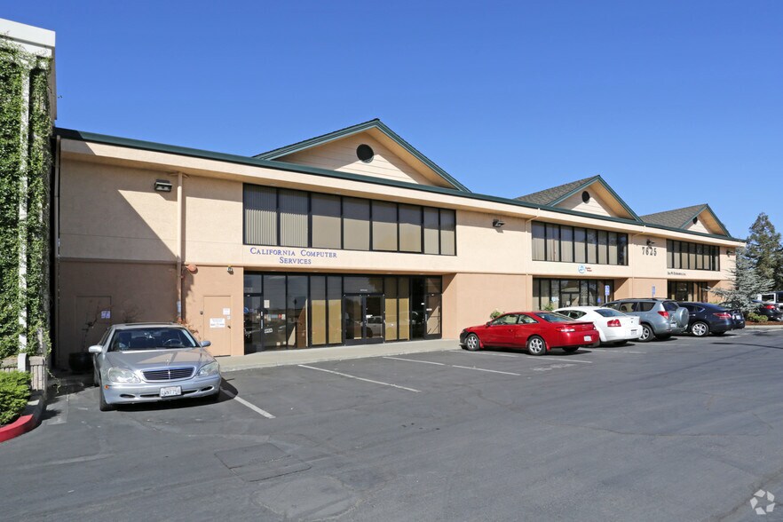 7625 Sunrise Blvd, Citrus Heights, CA à louer - Photo de l’immeuble – Image 1 sur 8