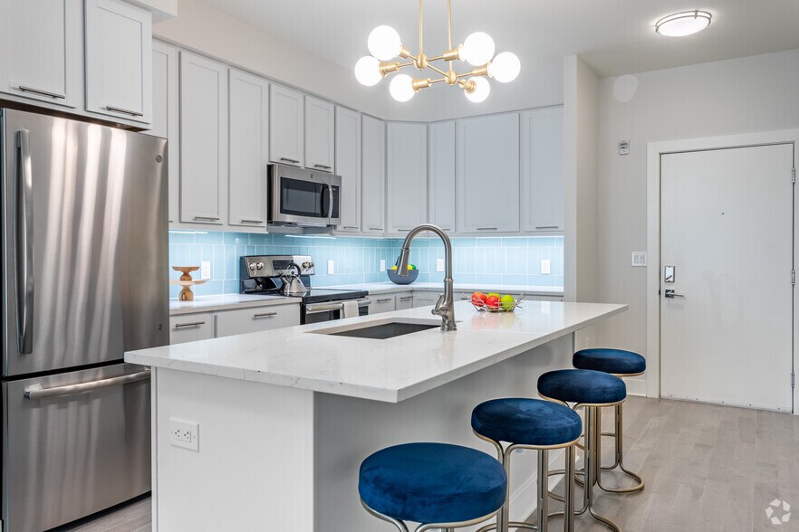 20 Burling Ln, New Rochelle, NY à louer - Photo intérieure – Image 3 sur 34