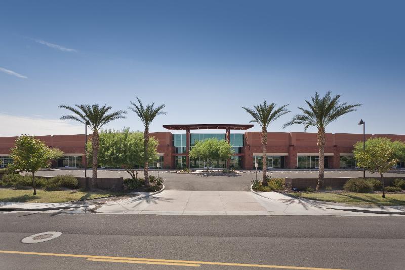 2301 E Yeager Dr, Chandler, AZ à louer - Photo principale – Image 1 sur 11
