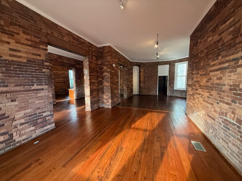 509 3rd Ave S, Nashville, TN à louer - Photo intérieure – Image 3 sur 9