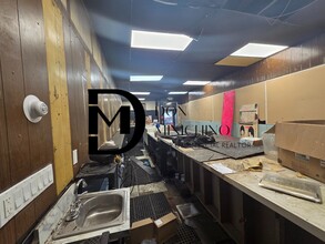 202-206 Main St, Poughkeepsie, NY à louer Photo intérieure– Image 2 sur 9