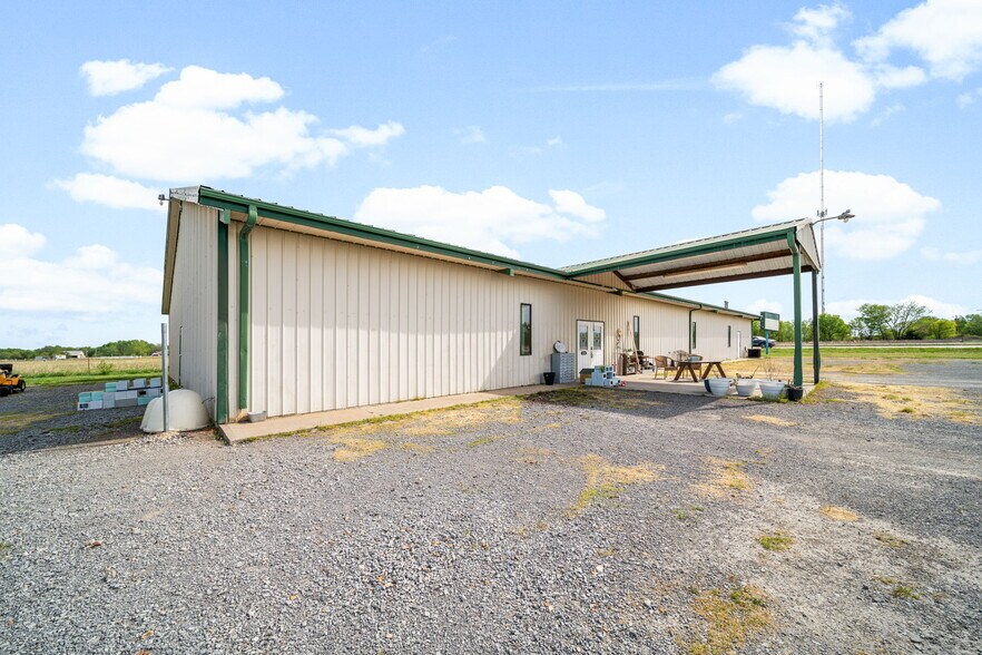 1178 410 Road, Adair, OK à vendre - Photo de l’immeuble – Image 2 sur 35