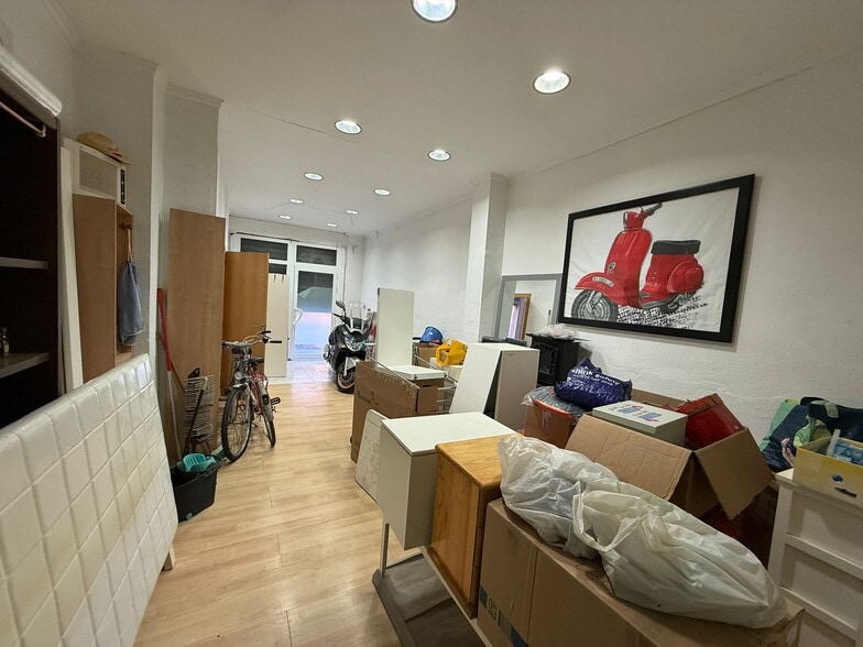 Immeuble residentiel dans Sagunto, Valencia à vendre - Photo intérieure – Image 2 sur 3