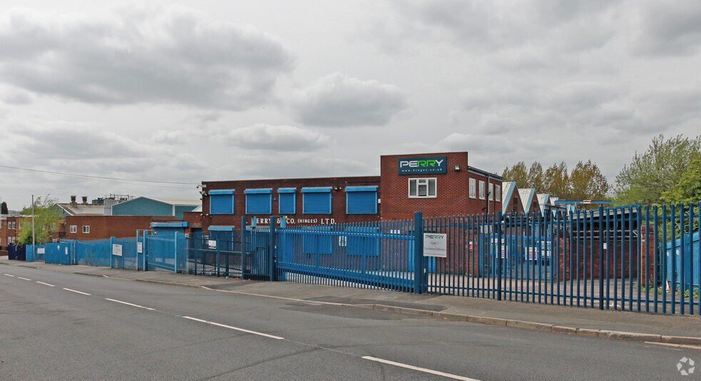 Doulton Rd, Cradley Heath à louer - Photo de l’immeuble – Image 3 sur 4