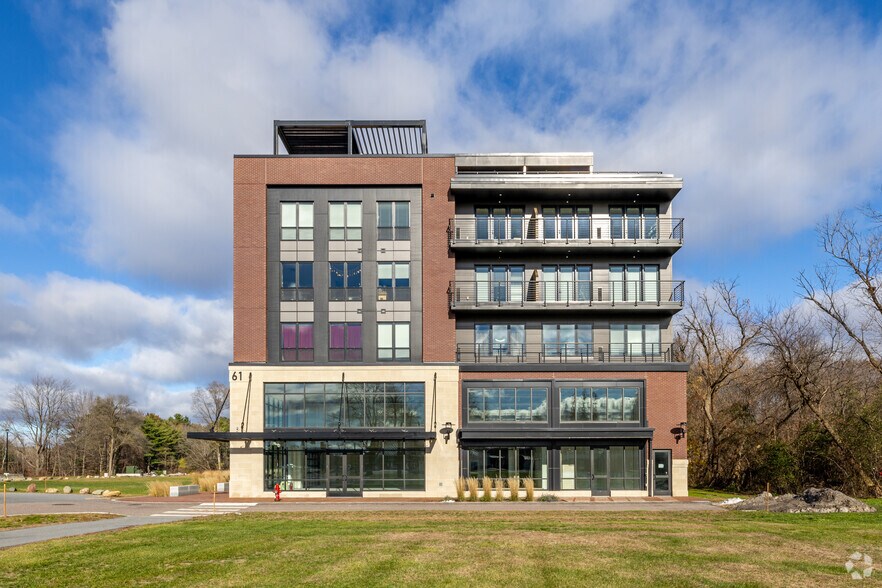 61 N Dorset St, South Burlington, VT à louer - Photo de l’immeuble – Image 2 sur 30