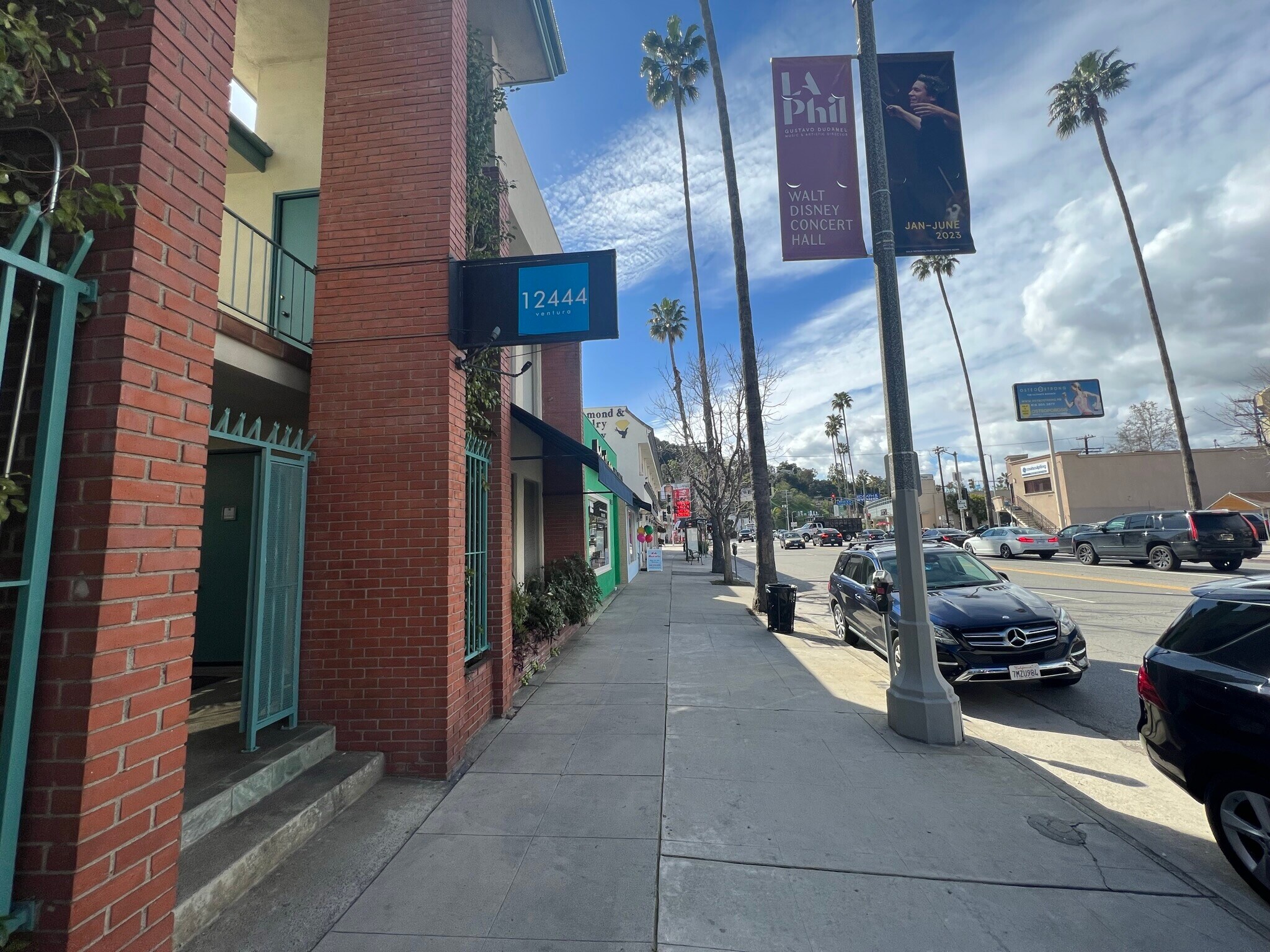 12444 Ventura Blvd, Studio City, CA à louer Photo de l’immeuble– Image 1 sur 13