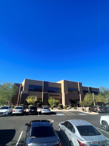 34225 N 27th Dr, Phoenix, AZ à vendre - Photo de l’immeuble – Image 1 sur 26