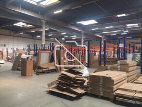 Industriel/Logistique dans Wissous à louer Photo de l’immeuble– Image 2 sur 3