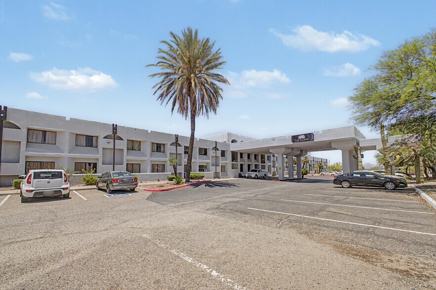 5251 S Julian Dr, Tucson, AZ à vendre - Photo de l’immeuble – Image 2 sur 21