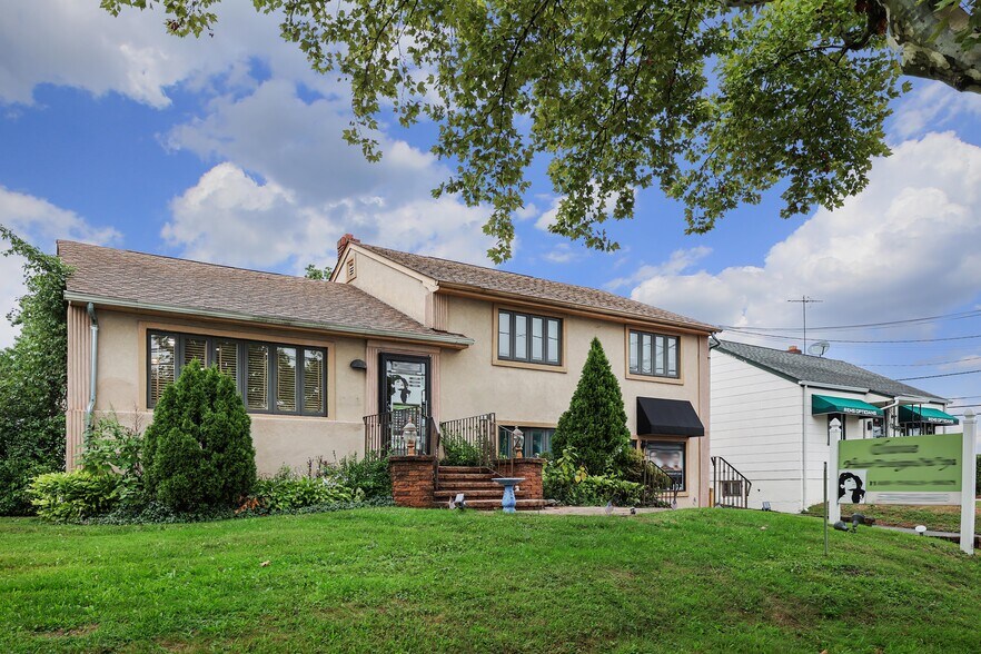 1162 Raritan Rd, Clark, NJ à vendre - Photo principale – Image 3 sur 27