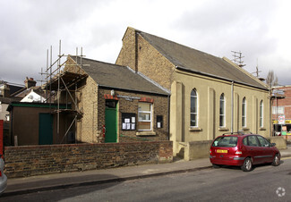 Plus de détails pour Milton Rd, Swanscombe - Bureau/Local commercial à louer