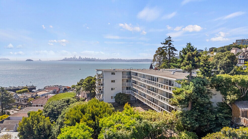 120 Bulkley Ave, Sausalito, CA à vendre - Photo de l’immeuble – Image 2 sur 52