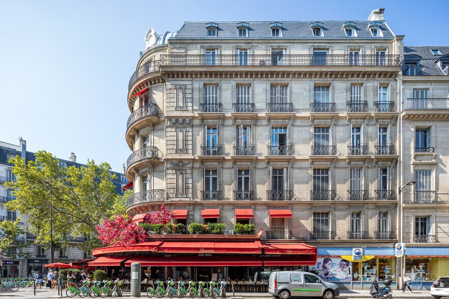 80 Boulevard Haussmann, Paris à louer - Photo de l’immeuble – Image 3 sur 10