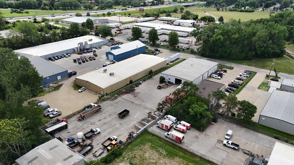 2100 E Ovid Ave, Des Moines, IA à louer - Photo de l’immeuble – Image 2 sur 11