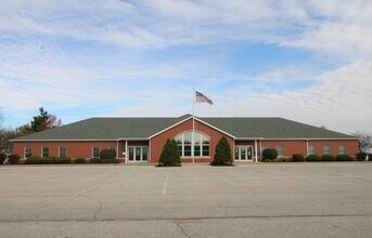 470 Bennett Dr, Warren, IN à louer Photo de l’immeuble– Image 1 sur 1